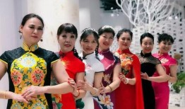 旗袍走秀视频,旗袍走秀，传统与现代的时尚演绎